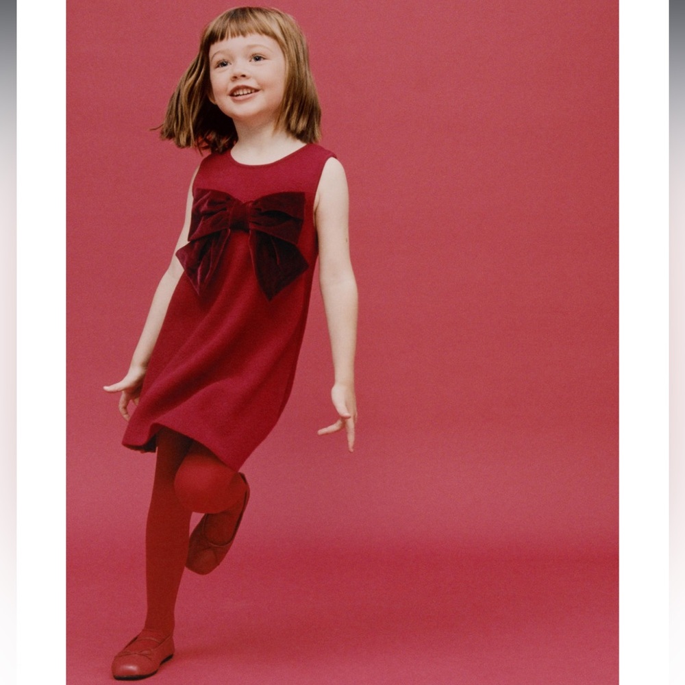 Zara Girls Knit Party Dress w/ bow - size 5 Years red/burgundy